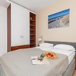Mierzeja - Marina, Katy Rybackie, Przyjazne Zwierzetom, 100 M Od Zalewu Wislanego, Bezplatny Meleks
