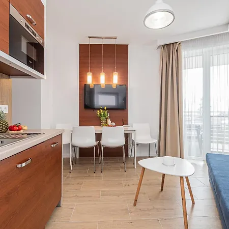 Mierzeja - Marina, Katy Rybackie, Przyjazne Zwierzetom, 100 M Od Zalewu Wislanego * Kąty Rybackie